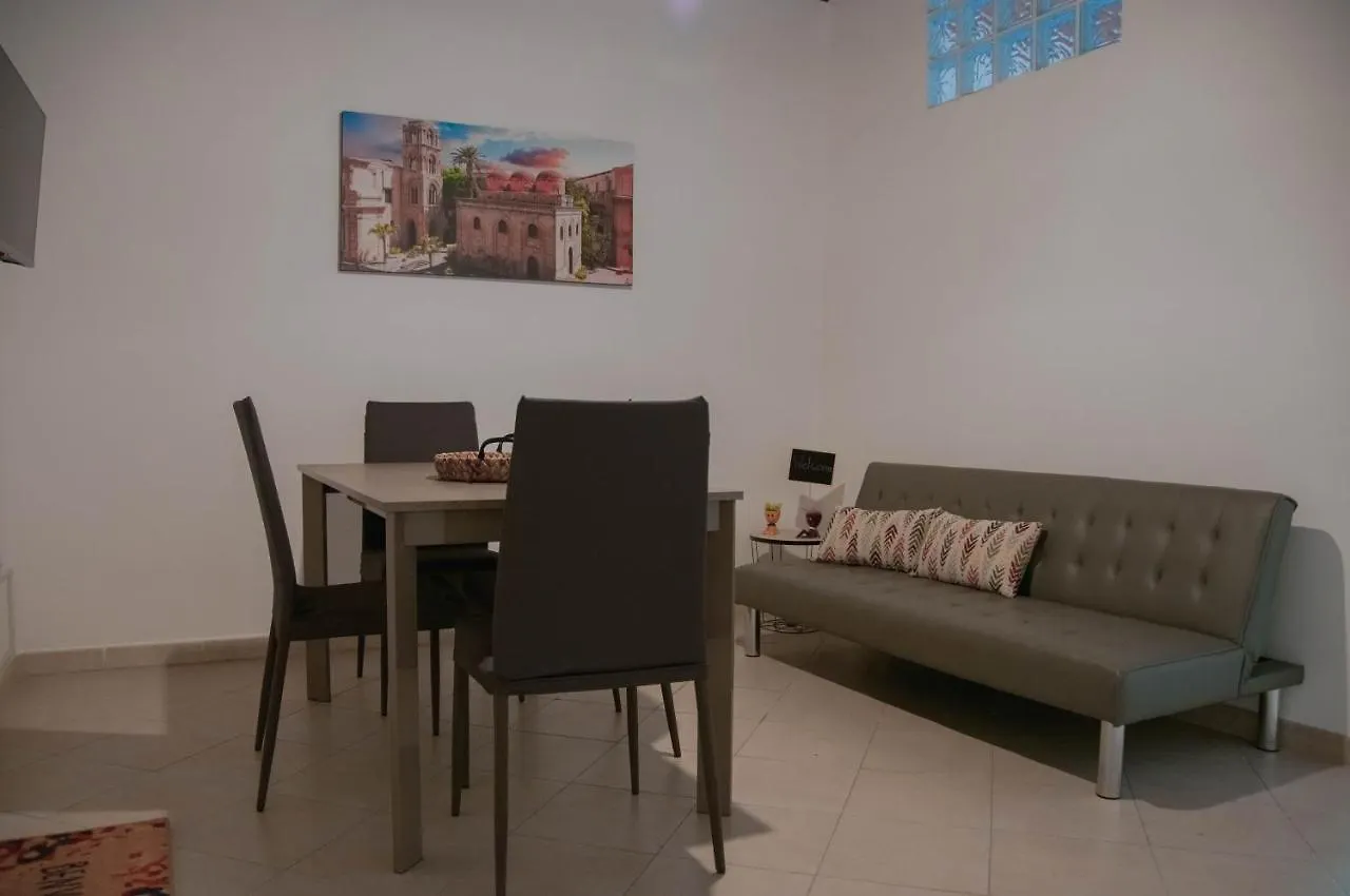 Ideisini'S Apartment Palermo 0*,  Italien