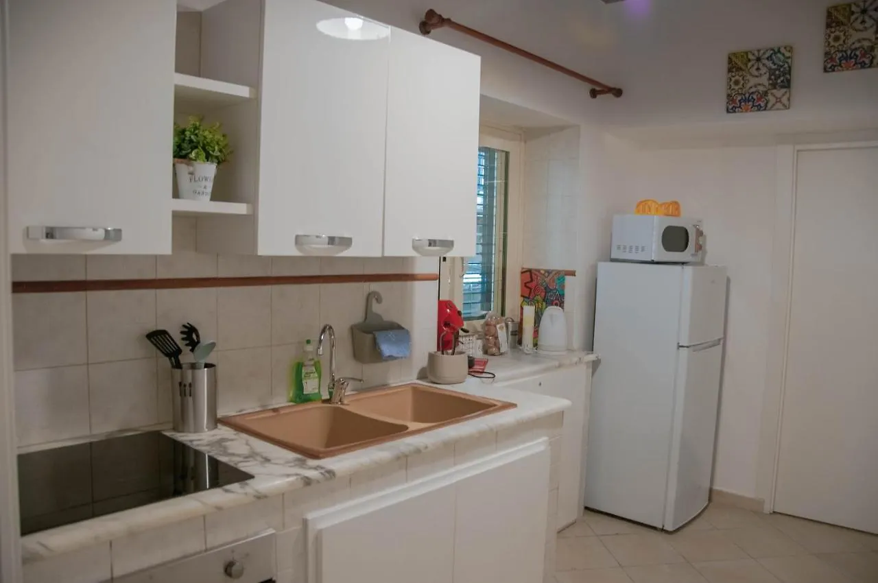 Ideisini'S Apartment Palermo Italien
