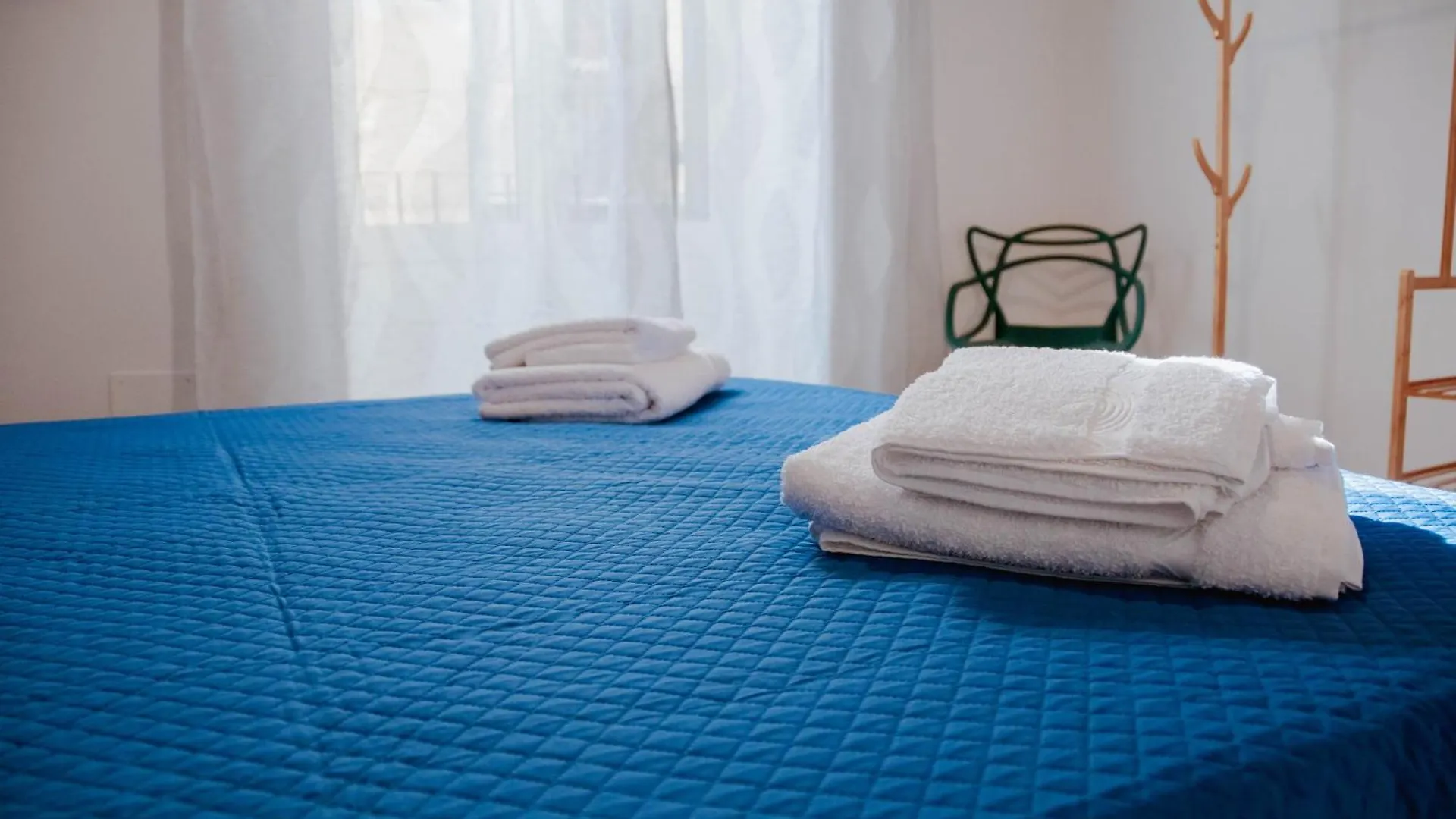 Ideisini'S Apartment Palermo